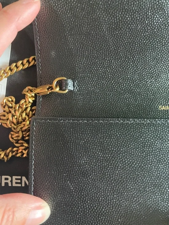 Saint Laurent Cassandra Chain on a Wallet Bag - Picture 4 of 14